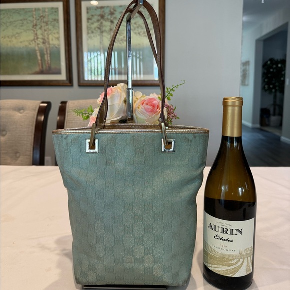 Authentic Gucci small tote bag - Picture 1 of 14